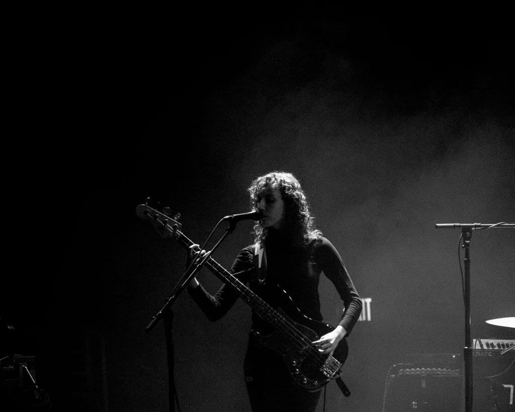 The Unconventional Brilliance of Lefty Guitarists