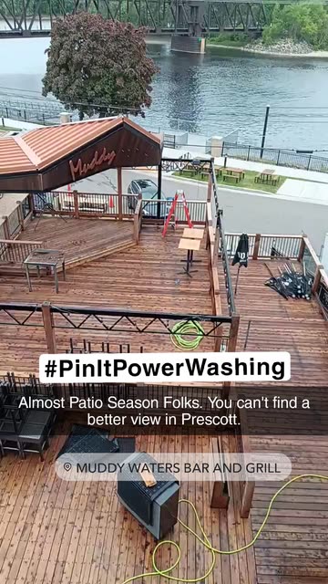 Experience the Soulful Vibes of Muddy Waters Bar in Chicago