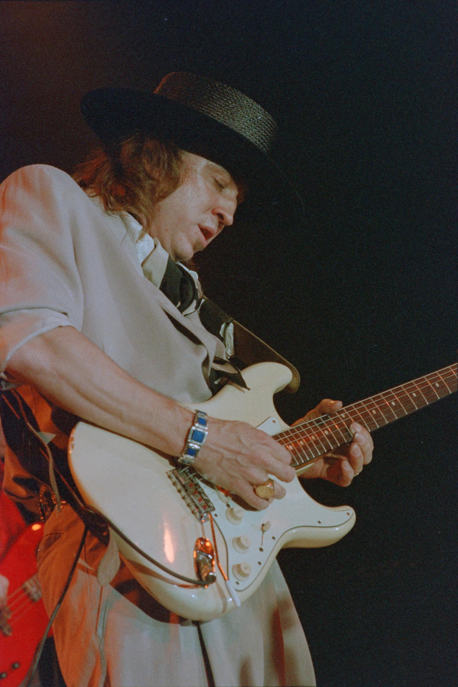 Mastering the Blues: Stevie Ray Vaughan’s Unforgettable Guitar Playing